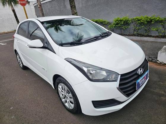 HYUNDAI HB20 1.6 COMFORT PLUS 16V FLEX 4P MANUAL